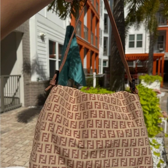 Rare Pink Fendi Baguette Zucca Canvas Shoulder Bag w/ COA - Excellent Condition - Picture 10 of 15